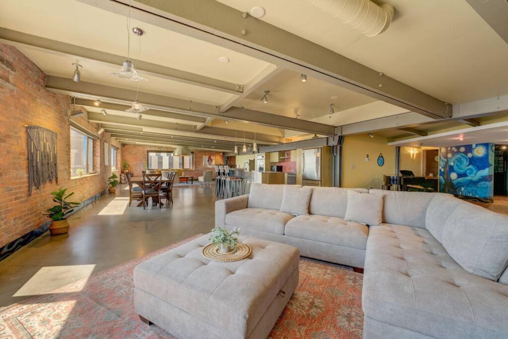 1600 Kcm Penthouse Apartment Cleveland Exterior photo